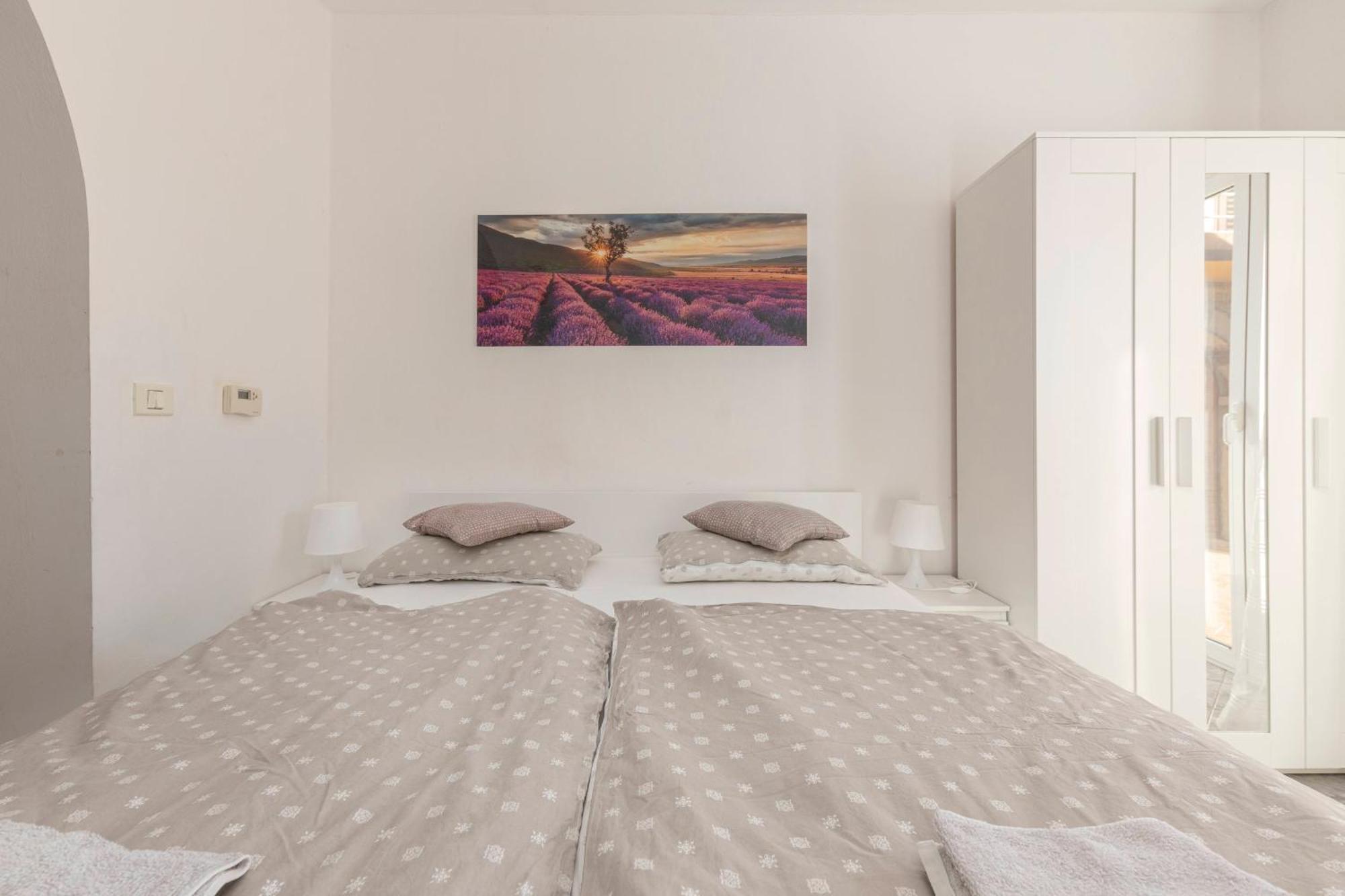 Apartments Souranded By Forest With Sea View Копер Экстерьер фото