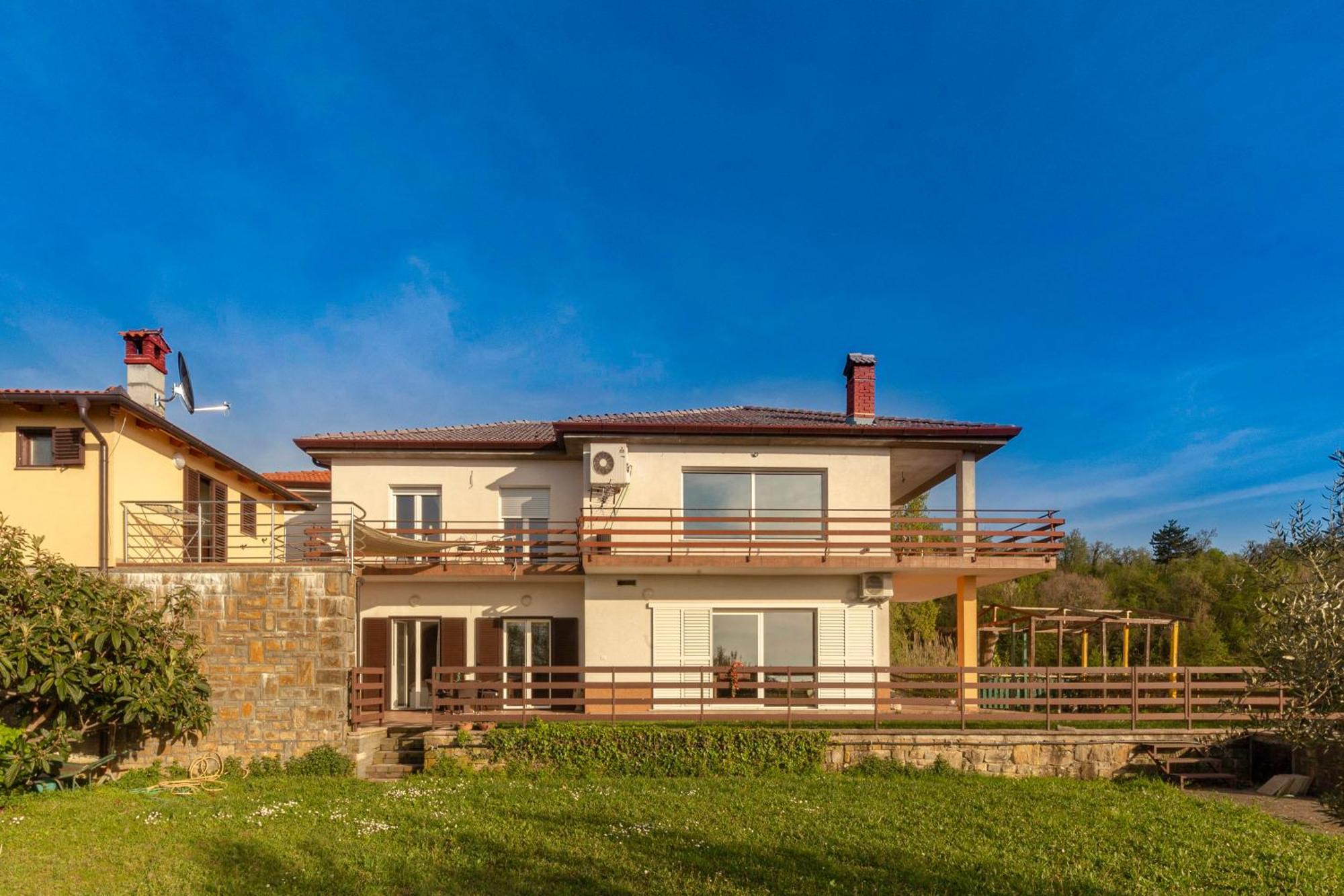 Apartments Souranded By Forest With Sea View Копер Экстерьер фото